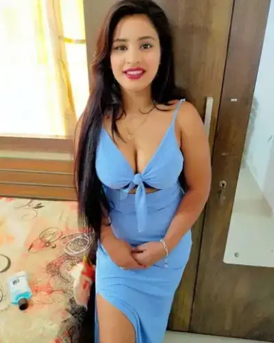 Araria Escort